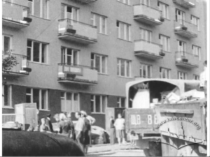 Катерина, розповідає, як отримала квартиру від заводу