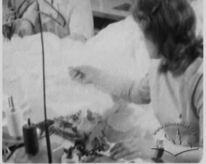 Марія, розповідає як працювала швачкою