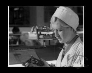 Ірина, розповідає про роботу на конвеєрі