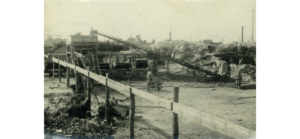 Людмила говорить про спадковість праці, посаду інженерки відділу стандартизації ЛАЗу